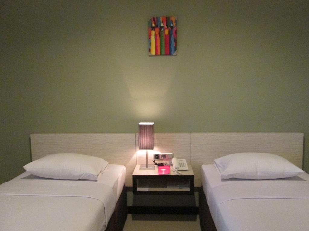 N3 Hotel Jakarta Cameră foto