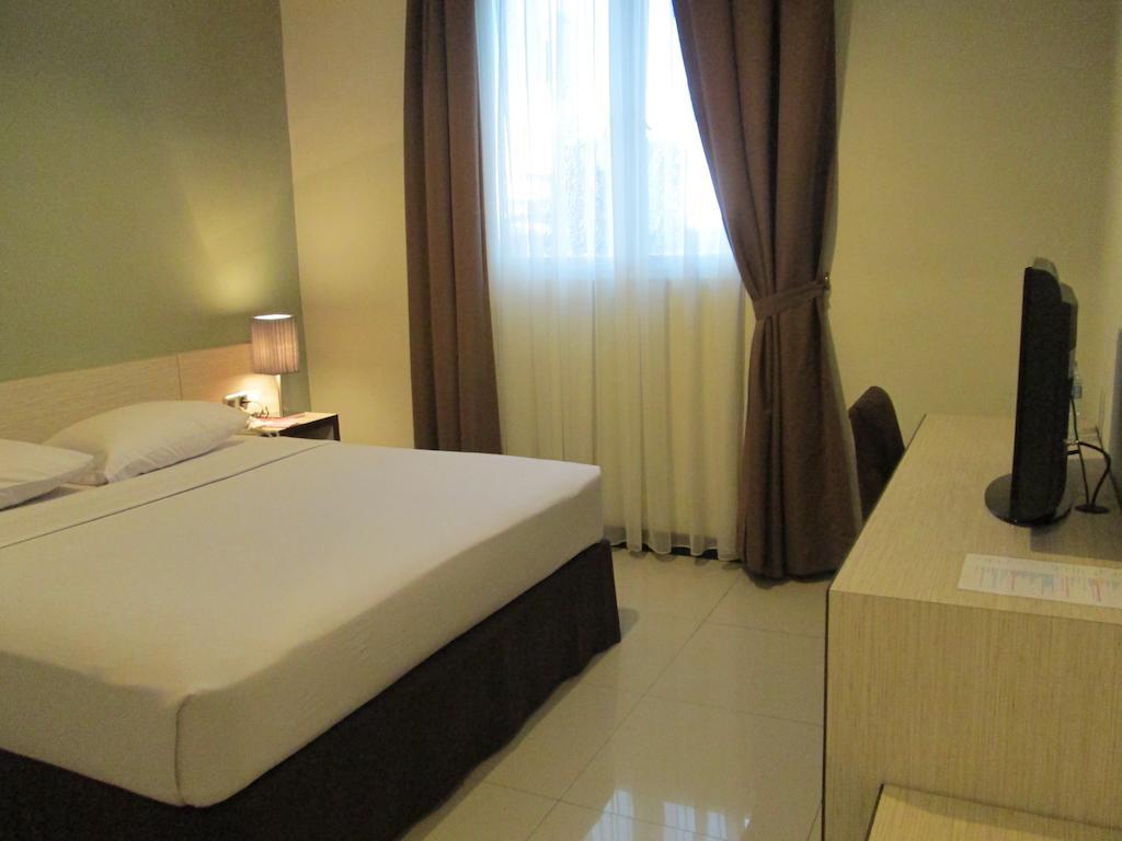 N3 Hotel Jakarta Cameră foto