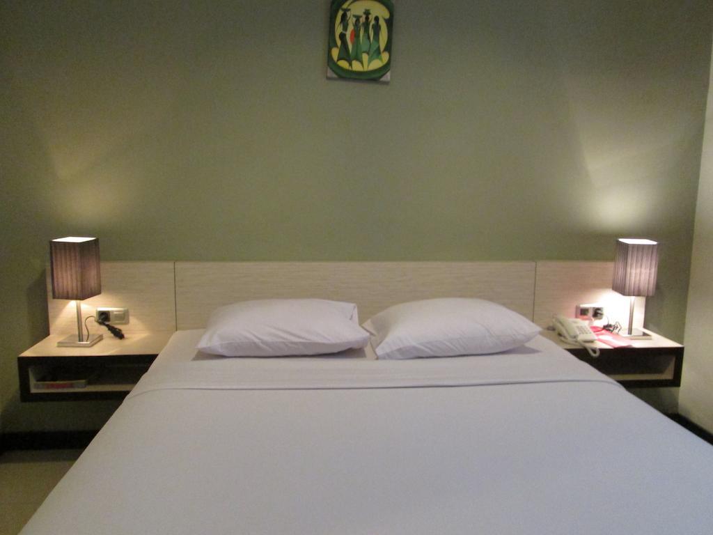 N3 Hotel Jakarta Cameră foto