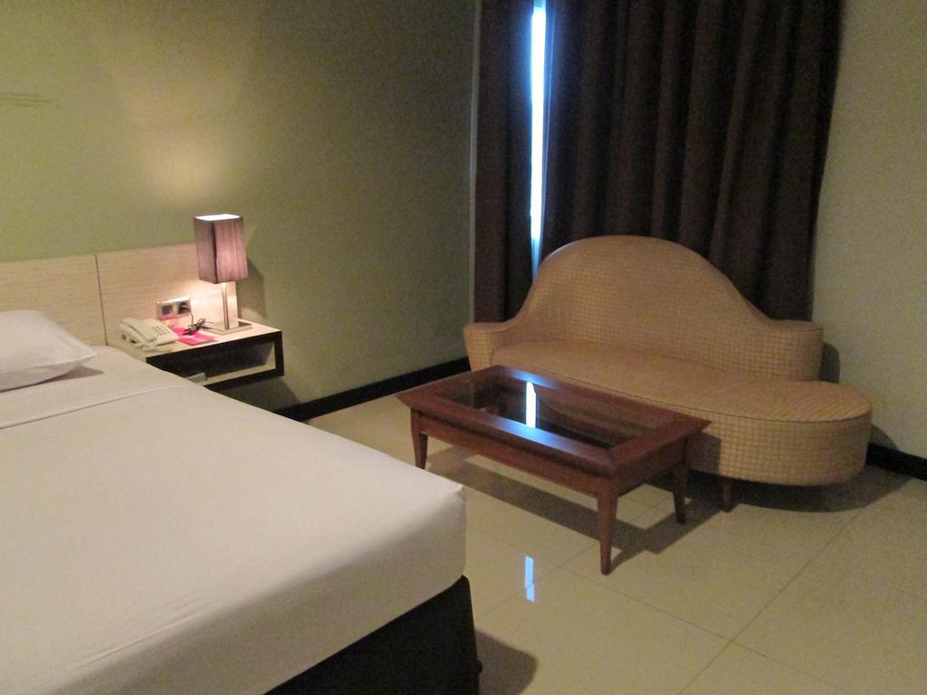 N3 Hotel Jakarta Cameră foto
